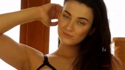 joey fisher - pink.