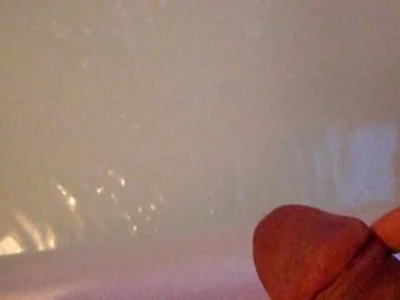 bathtub pissing teen dick