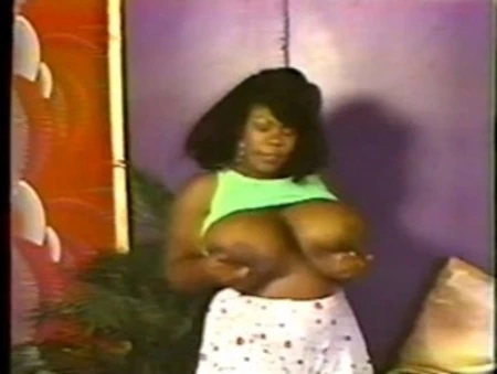compilation of a black bbw with huge tits!