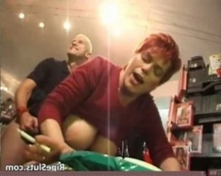 mega boobed redhead gets craving wet pussy fucked by ripesluts - videos