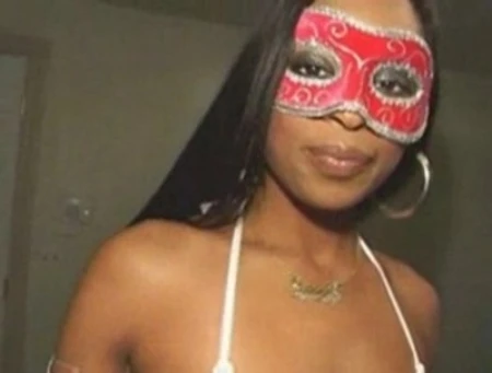 amateur hood bitch getting fucked in the projects